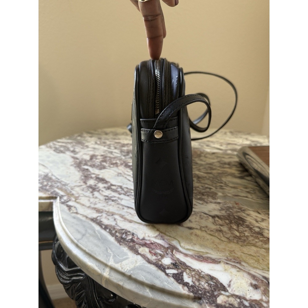 MCM Monogrammed Visetos Black Leather Camera Shoulder Bag Gold‎ Tone Hardware - Picture 5 of 14